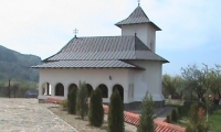 Manastirea Antonesti Din Poienari poza
